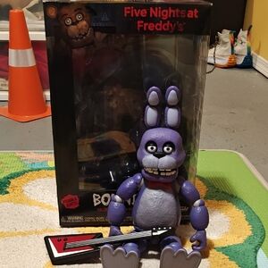 giant Bonnie Funko figure